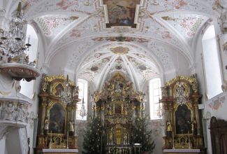 Restaurierung der Raumfassung der Kirche Mariahilf in Neumarkt