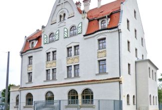 Restaurierung der Fassade der Alten Villa in Fürth